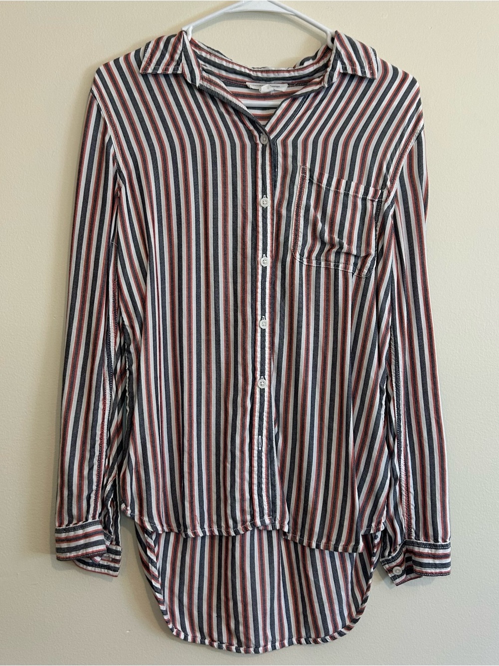 beachlunchlounge Striped Button-Down Shirt in Red, Navy & White